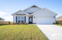 1073 Hayward Loop, Foley, AL 36535