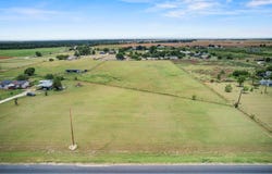 4980 County Road 406, Taylor, TX 76574