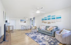 5800 Avondale Rd, Pensacola, FL 32526