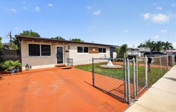 4585 E 9th Ln, Hialeah, FL 33013