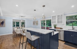 523 Greendale Ave, Needham, MA 02492