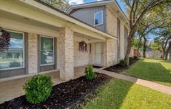 1007 Bluff Dr, Round Rock, TX 78681