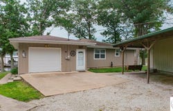 174 Chipmunk Drive, Edwards, MO 65326