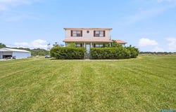 2083 County Road 66, Section, AL 35771