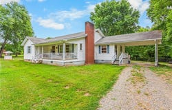 304 Armstrong Road, Pilot Mountain, NC 27041