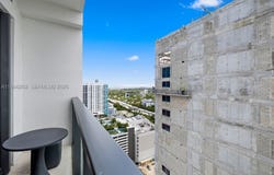 239 SW 9th St, Miami, FL 33130