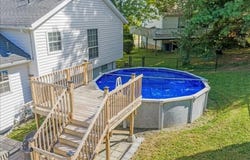 16 Governeurs Lane, ENDICOTT, NY 13760