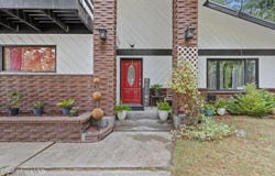 405 Schweitzer Cutoff Rd, Sandpoint, ID 83864