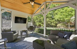 30 Lake View Drive E, Pinehurst, NC 28374
