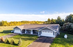 4450 E Moose Horn Dr, Moose Lake, MN 55767