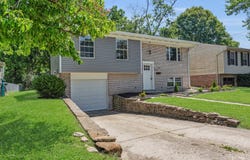 6826 Parkland Avenue, Cincinnati, OH 45233