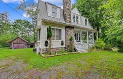 239 Meadowside Road, Mount Pocono, PA 18344