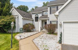 302 Quidor Court, Guilderland, NY 12159