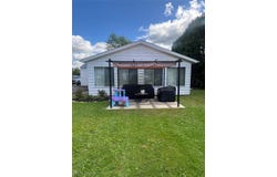 330 Cynthia Drive, Chardon, OH 44024