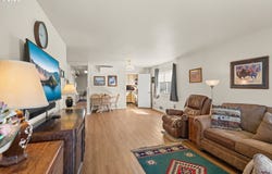 520 VELOPA Ct, Brookings, OR 97415