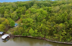 #20 Braden Road, Stover, MO 65078