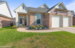 231 Whispering Meadows Road, Broussard, LA 70518