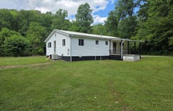 125 Willoughby Lane, Robbins, TN 37852