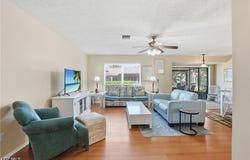 4289 Island Circle, Fort Myers, FL 33919