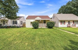 1917 E Bowman Street, South Bend, IN 46613