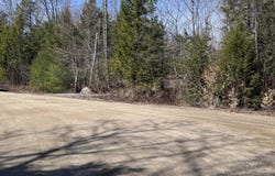 11 Ward Road, Sebago, ME 04029