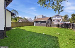 500 SHARP Avenue, GLENOLDEN, PA 19036