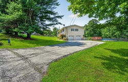 45 Brola Road, Middletown, NY 10940
