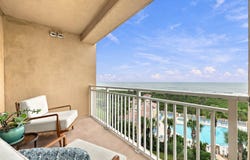 80 Surfview Dr, Palm Coast, FL 32137