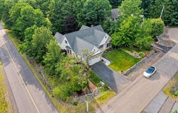 1 PINEWOOD Circle, HAZLETON, PA 18202