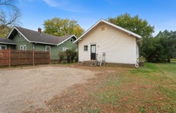 103 N Pine, Vermillion, SD 57069