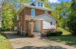 1413 East Avenue, Akron, OH 44307