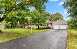 9 Fieldhedge Dr, Hillsborough Twp., NJ 08844-4504
