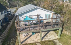 814 Camellia Drive, Bay Saint Louis, MS 39520