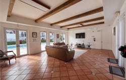 6703 N Kendall Dr, Pinecrest, FL 33156