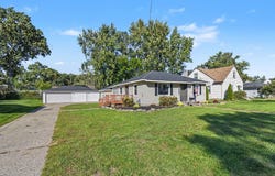 961 Ariebill Street SW, Wyoming, MI 49509