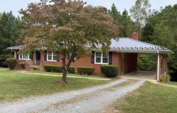 1108 Wagstaff Lane, Scottsburg, VA 24589