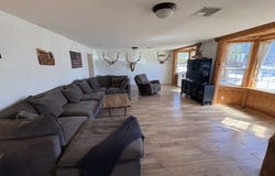 5968 E St, Springfield, OR 97478