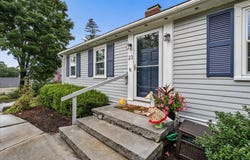 23 Woodwells Garrison Road, Hopkinton, NH 03229