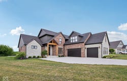 134 Lakeside Drive, Pittsboro, IN 46167