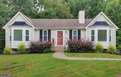 41 Camden Woods Drive NW, Cartersville, GA 30121