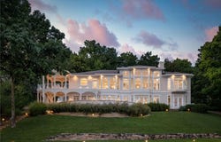 302 Crown Point Drive, Four Seasons, MO 65049