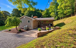 90 Gordon Road, Dailey, WV 26253