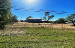 11612 LOOP 107, Adkins, TX 78101