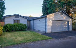 520 E MELODY Ln, Newberg, OR 97132