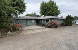 392 S 37TH St, Springfield, OR 97478