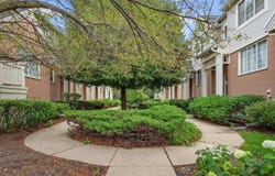 2124 W Concord Lane, Addison, IL 60101