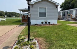 27 Rathbun Drive, Marblehead, OH 43440
