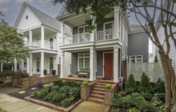 864 HARBOR CREST Dr, Memphis, TN 38103