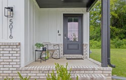5016 W Noah Court, Springfield, MO 65802