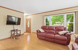 6665 S 20th St, Oak Creek, WI 53154